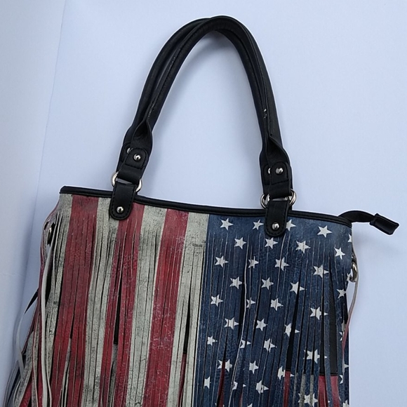 Purse - Picture 3 of 5